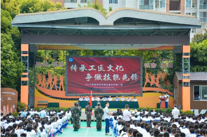 01.jpg