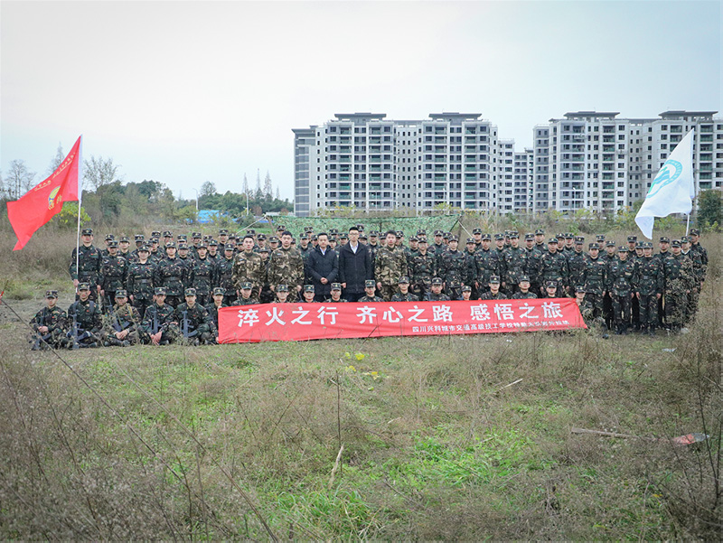 05.jpg