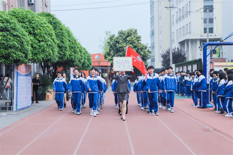 05.jpg